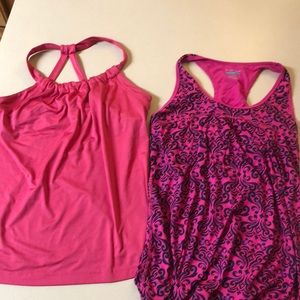 Bundle of 2 pink work out tops w built in bra.